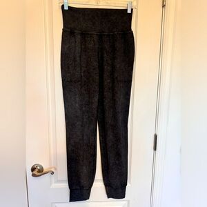 ATHLETA Salutation joggers